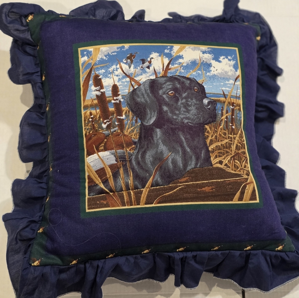Vintage Black Retriver Throw Pillow Duck Hunting 16 X 16 Crafted Sewn